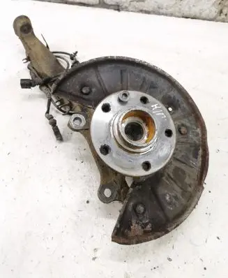 Volkswagen Touareg I Front wheel hub 7L6407257A