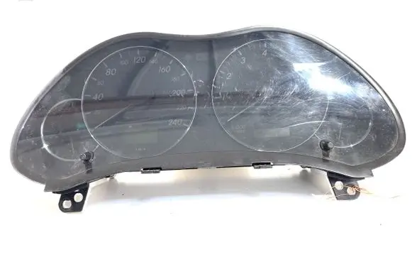 Speedometer (instrument cluster)