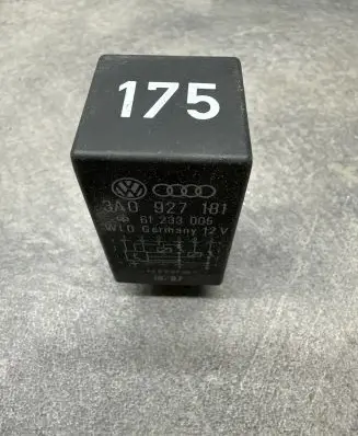 Audi A4 S4 B6 8E 8H Other relay 3A0927181 61233005