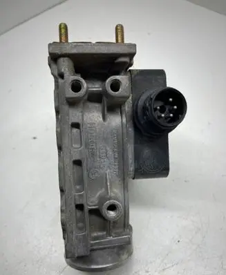 BMW 3 E36 Mass air flow meter 0280200204 1734651