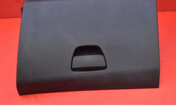 Peugeot 208 I Glove box 