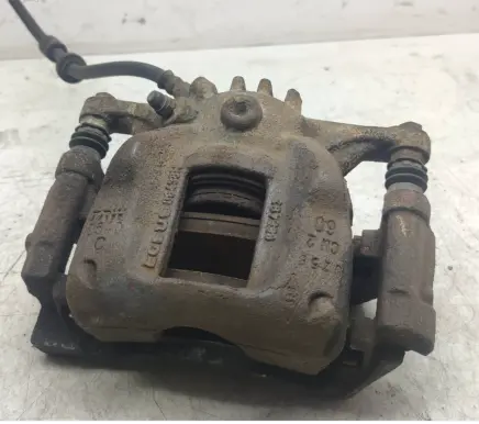 Renault Trafic III (X82) Front brake caliper