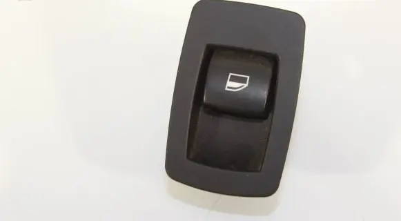 BMW X5M E70 Electric window control switch 6945874 15939900 1709B