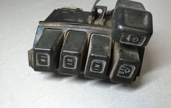 Opel Frontera B Light switch 155217