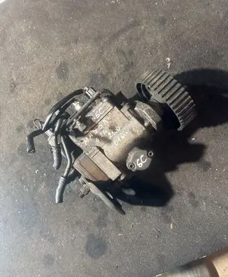 Mazda 626 Fuel injection high pressure pump 09650050207 11C025043