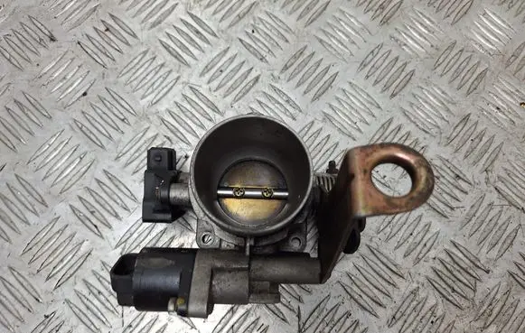 Renault Scenic I Throttle valve 71418601 7700861679H 7700872188
