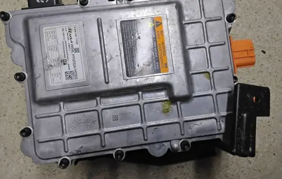 KIA Xceed Voltage converter inverter 364002B071 26364550075