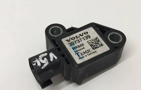 Volvo V50 Airbag deployment crash/impact sensor 30737139 MRSA58839A6