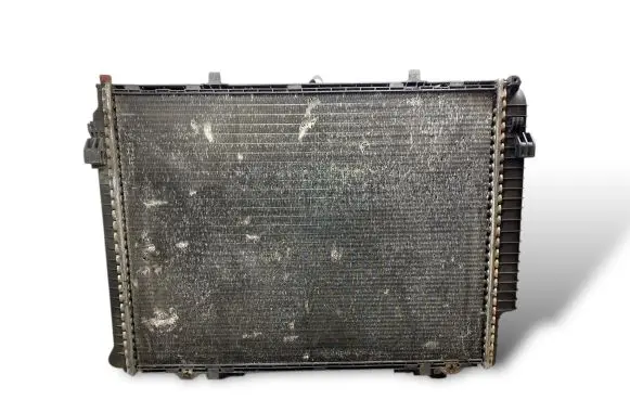 Mercedes-Benz E W210 Coolant radiator 2105003403