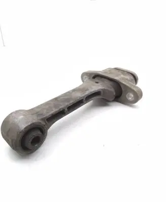 KIA Sportage Engine mount bracket