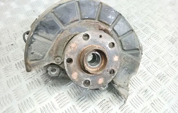 Volkswagen PASSAT B6 Front wheel hub spindle knuckle
