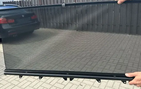 Audi Q7 4M Rear windscreen sun blind/shade A105946