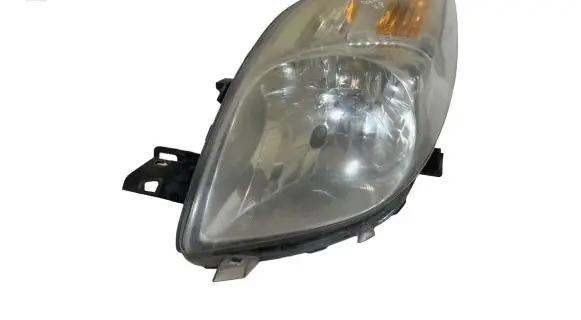 Toyota Yaris Headlight/headlamp 811500D120 89900737