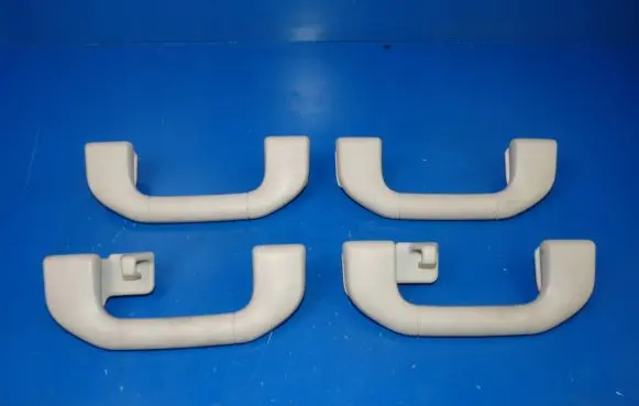 Mercedes-Benz C W204 A set of handles for the ceiling 