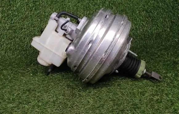 BMW 7 E65 E66 Brake booster 7882201 296778822016
