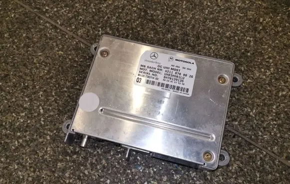 Mercedes-Benz C W203 Bluetooth control unit module A2118700026