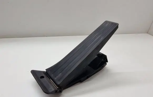 BMW X3 F25 Accelerator throttle pedal 6860784