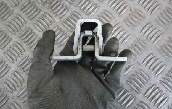Mitsubishi ASX Rear door upper hinge