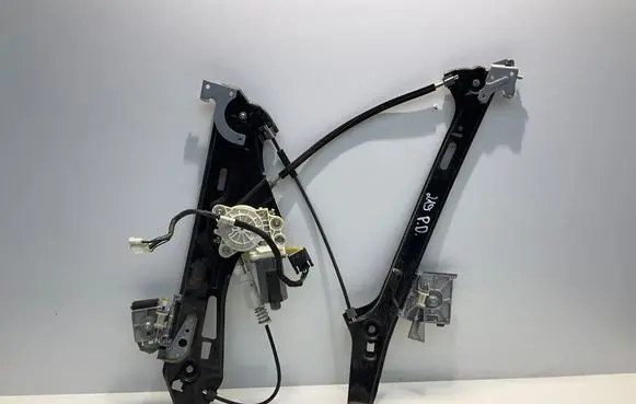 Mercedes-Benz CLS C219 Front door window regulator with motor A2197201046 2197201046