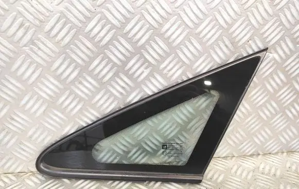 Opel Corsa D Front triangle window/glass 
