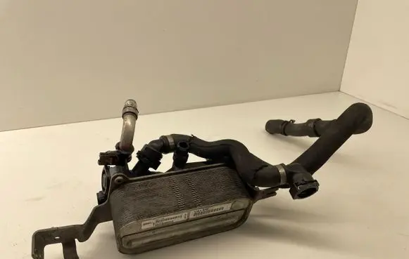 BMW 5 F10 F11 Gearbox / Transmission oil cooler M142562