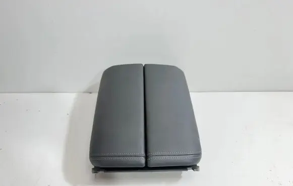 BMW X7 G07 Armrest 9399814