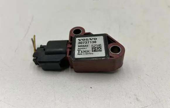 Volvo C30 Airbag deployment crash/impact sensor 8840A7 30737138