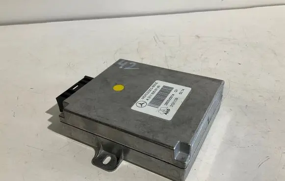 Mercedes-Benz E W211 Phone control unit/module A2118206185 3121139 2855V0014