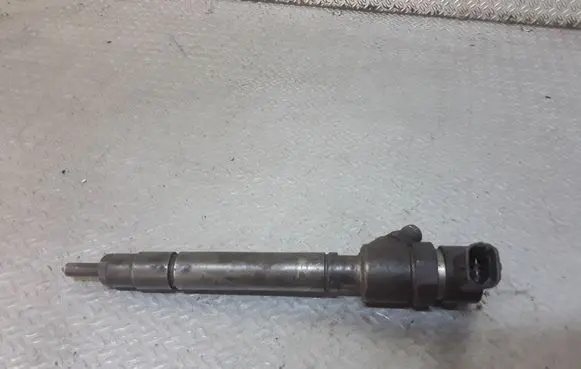 Volvo S60 Fuel injector 0445110078