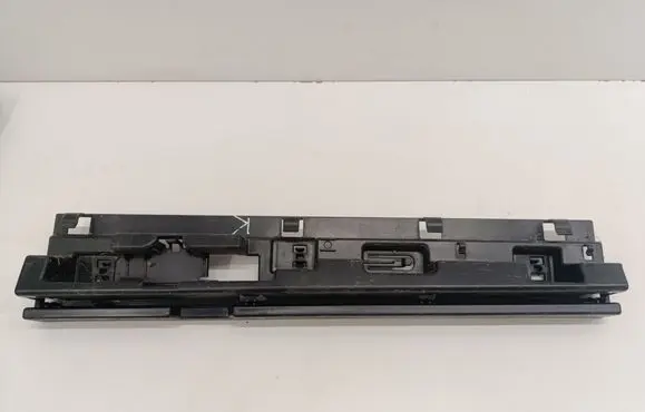 BMW 2 F46 Sill supporting ledge 7301941