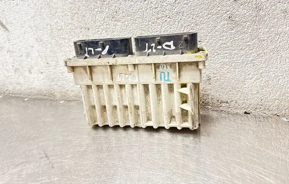 Opel Astra G Fan control module 24456736 15427112