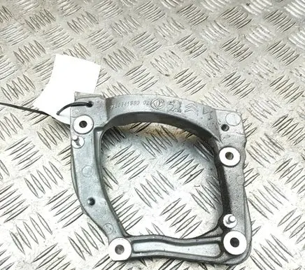 Peugeot 208 II A/C compressor mount bracket 9826641380