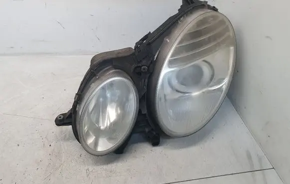 Mercedes-Benz E W211 Headlight/headlamp 16259101