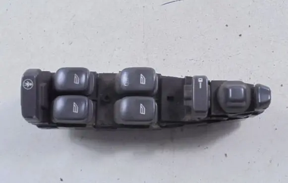 Volvo S40, V40 Electric window control switch 30889745