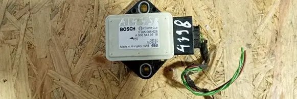 Volkswagen Crafter ESP acceleration yaw rate sensor 0265005628