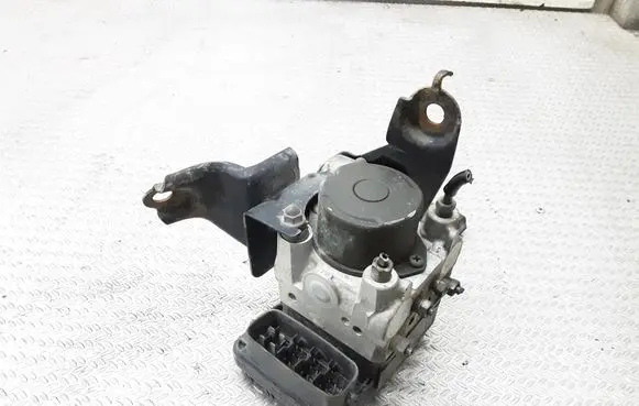 Toyota RAV 4 (XA20) ABS Pump 4451042080