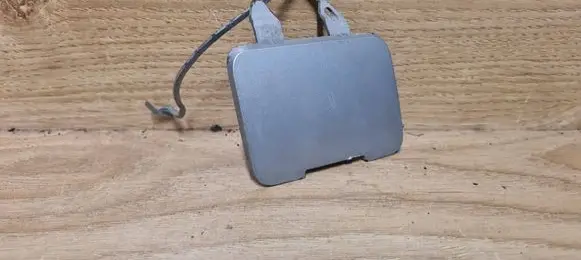 Volvo V70 Front tow hook cap/cover 08693369