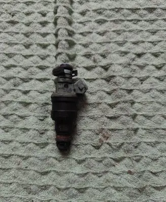 BMW 5 E39 Fuel injector 0280150415
