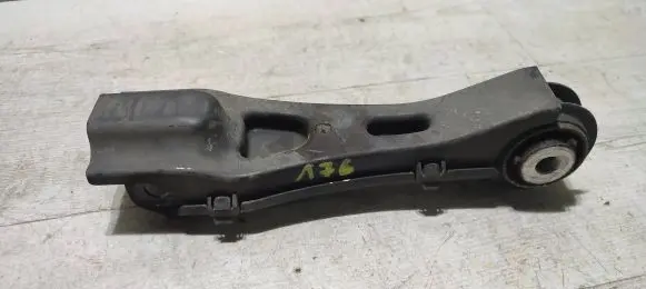 Mercedes-Benz A W176 Rear control arm