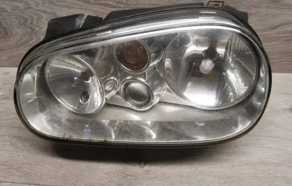 Volkswagen Golf IV Headlight/headlamp 1J1941015C 67736930