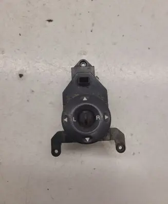 Hyundai Santa Fe Wing mirror switch 371480