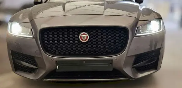 Jaguar XF Front piece kit CORRISGREY 204DTD