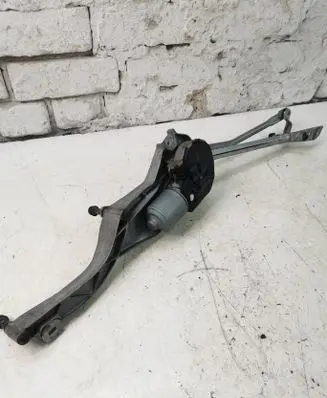Mercedes-Benz E W211 Wiper motor 1137328341 C3430 0710504377