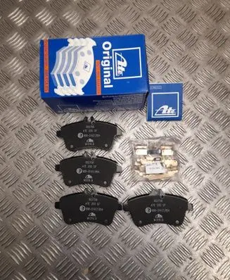 Mercedes-Benz B W245 Brake pads (rear) 13046027082