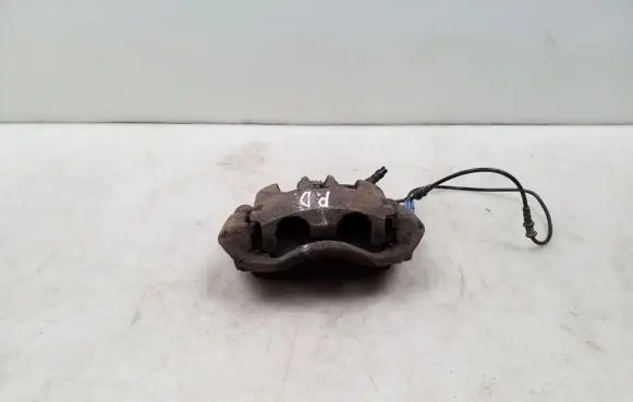 Mercedes-Benz Sprinter W906 Front brake caliper