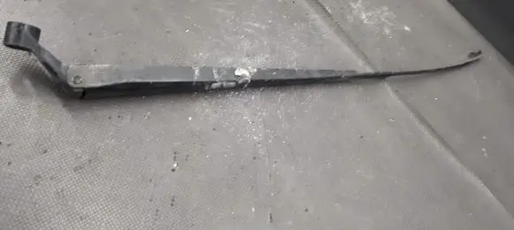Toyota Yaris Front wiper blade arm 852110D020D