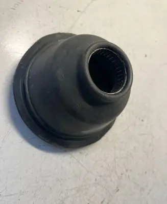 Volvo V70 Steering tie rod boot 9485391