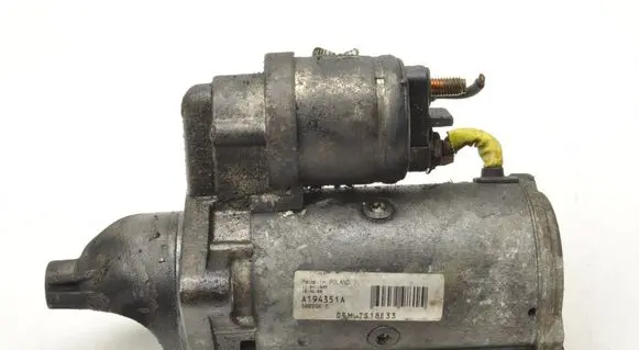 Opel Astra H Starter motor 