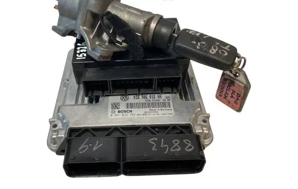 Volkswagen Transporter - Caravelle T5 Engine ECU kit and lock set 038906016AH 0281012762 7H0959433B