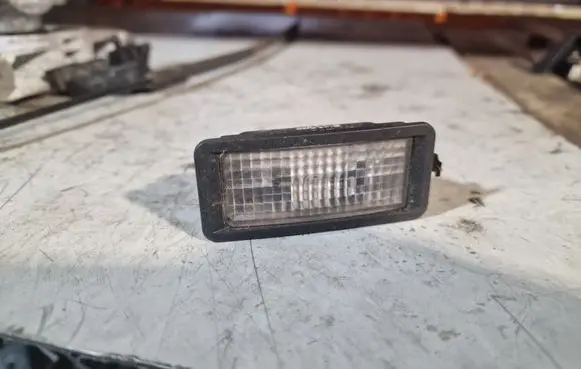 Skoda Citigo Number plate light 1S0943021